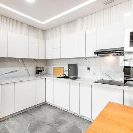 Modern And Luxurious Apartment Rabat Bagian luar foto